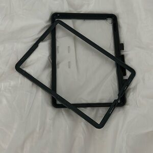 OtterBox Symmetry Series Black Case Used